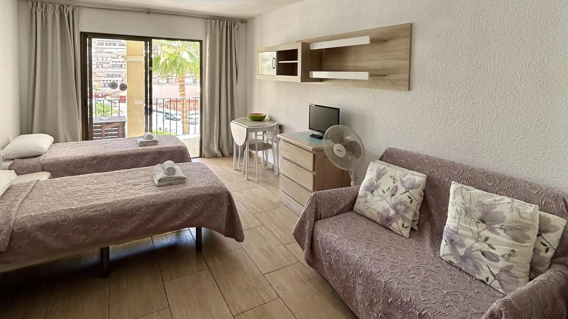 Apartamento Studio In Castle Harbour With Pool View C009 Los Cristianos