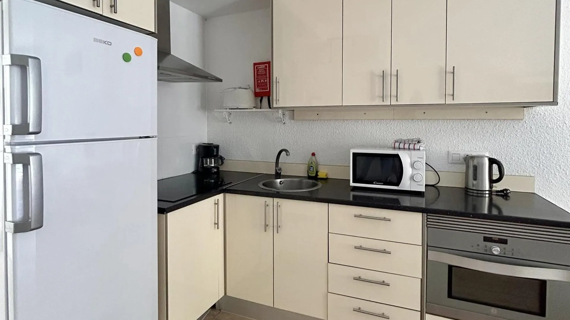Studio In Castle Harbour With Pool View C009 Los Cristianos  Apartment